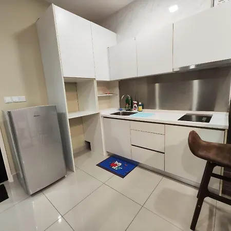 Twin Galaxy King Bed 2Pax With Netflix Nice City View Johor Bahru Exterior photo